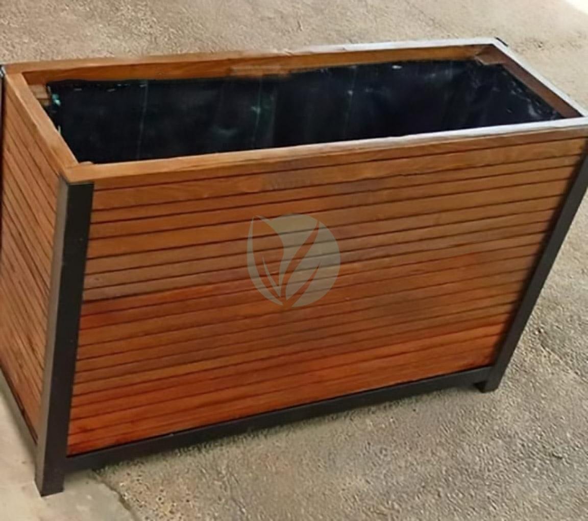 jardiniere-bois-avec-monture-metalique-2-3